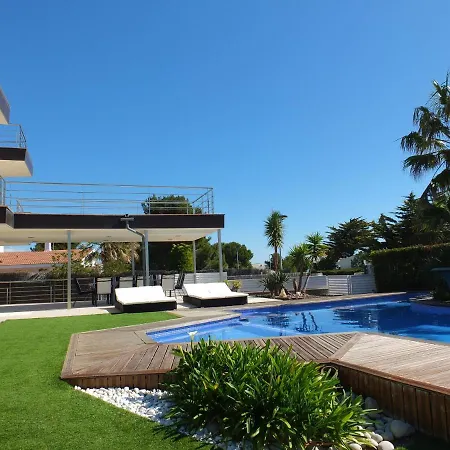 וילה Isabella Spacious Modern With Sea Views