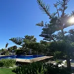 Isabella Spacious Modern With Sea Views *