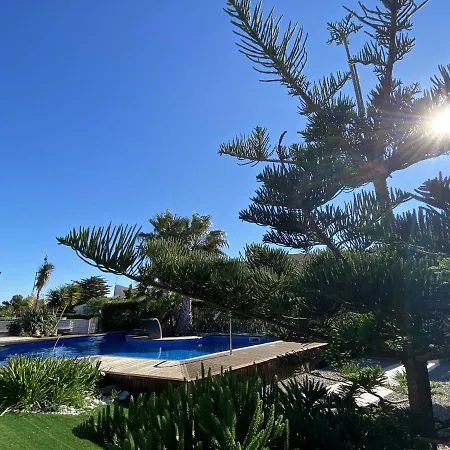 Isabella Spacious Modern With Sea Views *